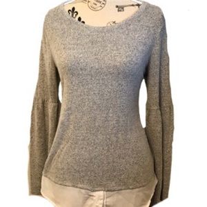Simply Vera sweater small